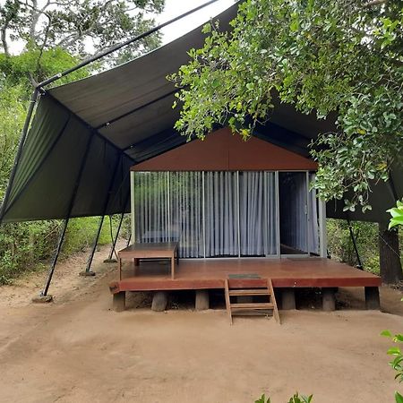 Yala Leopard Mobile Camp Hotel Exterior photo